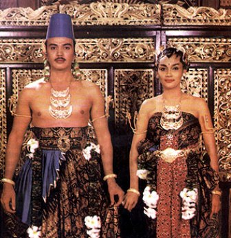 pakaian-adat-Yogyakarta-pakaian-tradisional-Yogyakarta-busana-adat-Yogyakarta