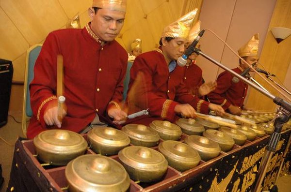 Alat Musik Tradisional Indonesia | Budaya Nusantara