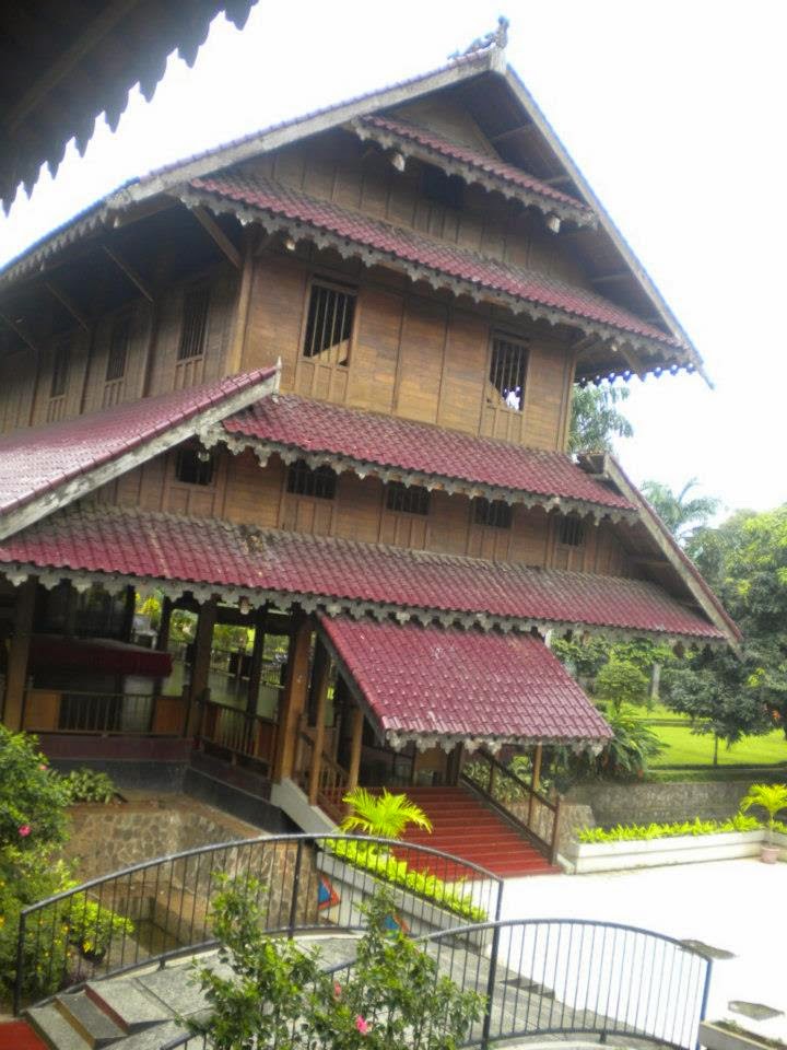 ... sulawesi selatan rumah adat tongkonan provinsi gorontalo rumah adat