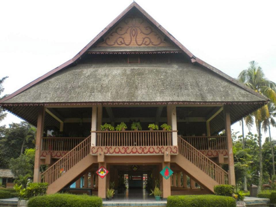 Rumah Adat Tradisional Nusantara  Budaya Nusantara